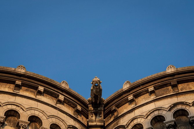 Paris Photography Masterclass - Private Photography Lesson - The Louvre courtyard and pyramid