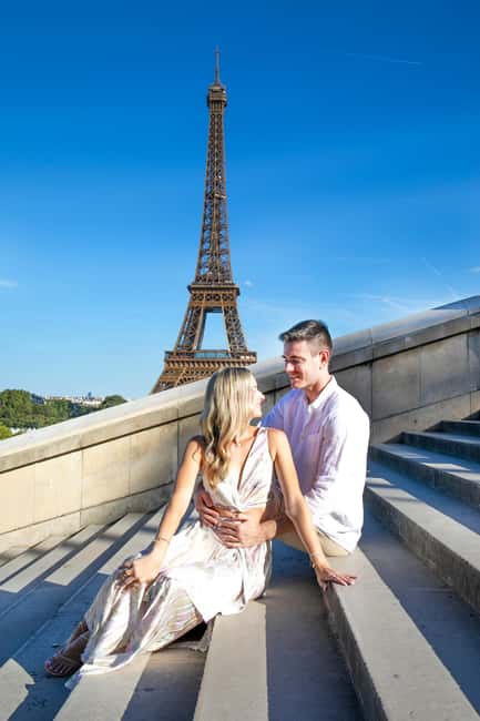 Paris: Photoshoot Around Eiffel Tower with 55 Edited Photos - Meeting at Trocadéro, where the Eiffel Tower opens up