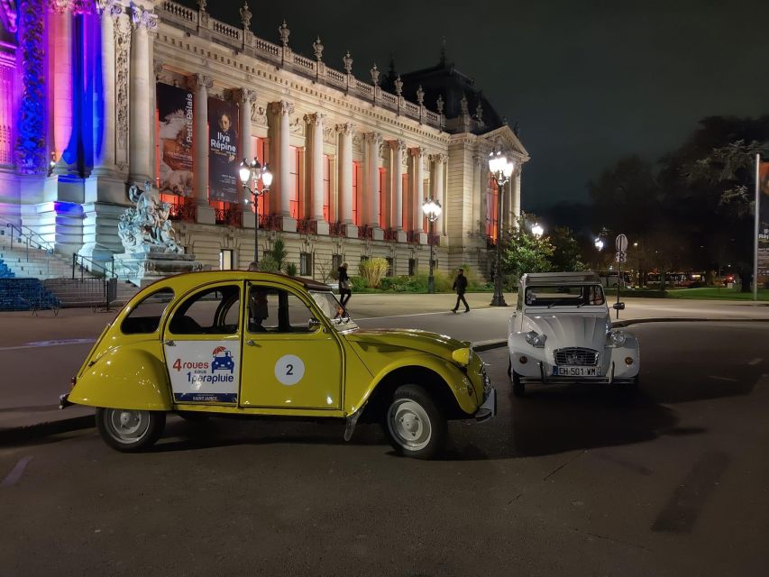 Paris: Private Christmas Lights Tour by Citroën 2CV - First 55 minutes: let the city come to you