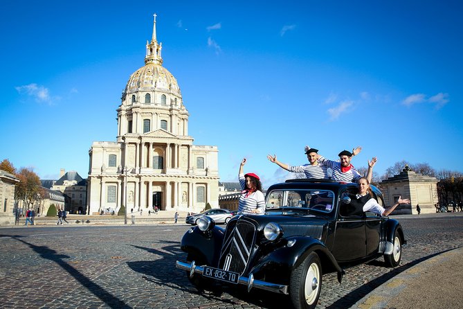 Paris Private Guided Tour in a Vintage Car with Driver - Montmartre and the Moulin Rouge