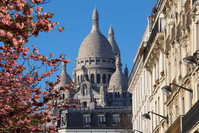 Paris Private Montmarte Tour : Sacre Coeur with Expert Guide - The Wall of Love and Place des Abbesses