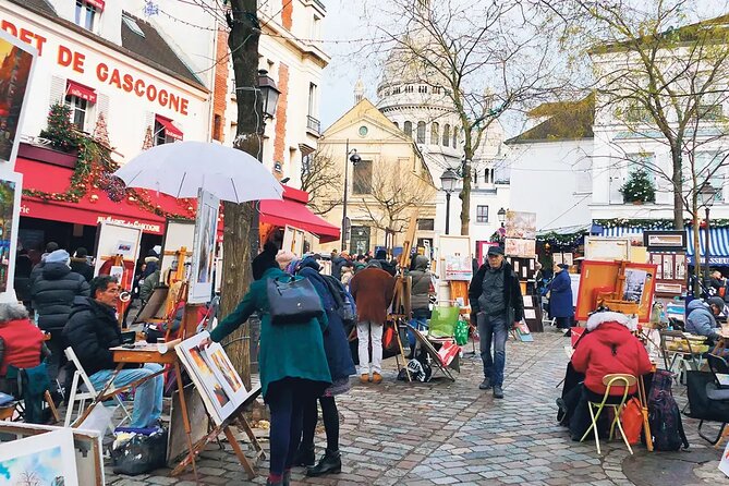 Paris Private Montmarte Tour : Sacre Coeur with Expert Guide - Paris’s last vineyard at Clos Montmartre