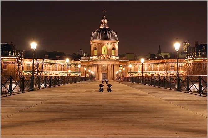 Paris Private Night Tour with River Cruise and Champagne Option - Group Size, Private Bookings, and Guide Style