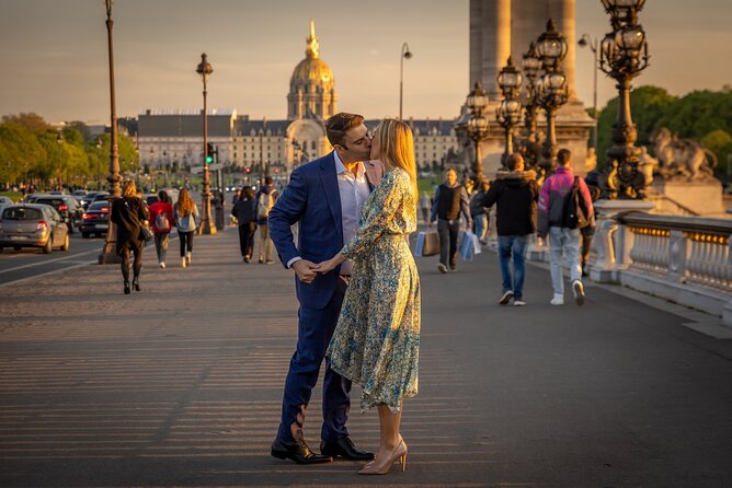 Paris Private Photoshoot Experience - Paulette’s Style: Patient Direction Without Forced Poses