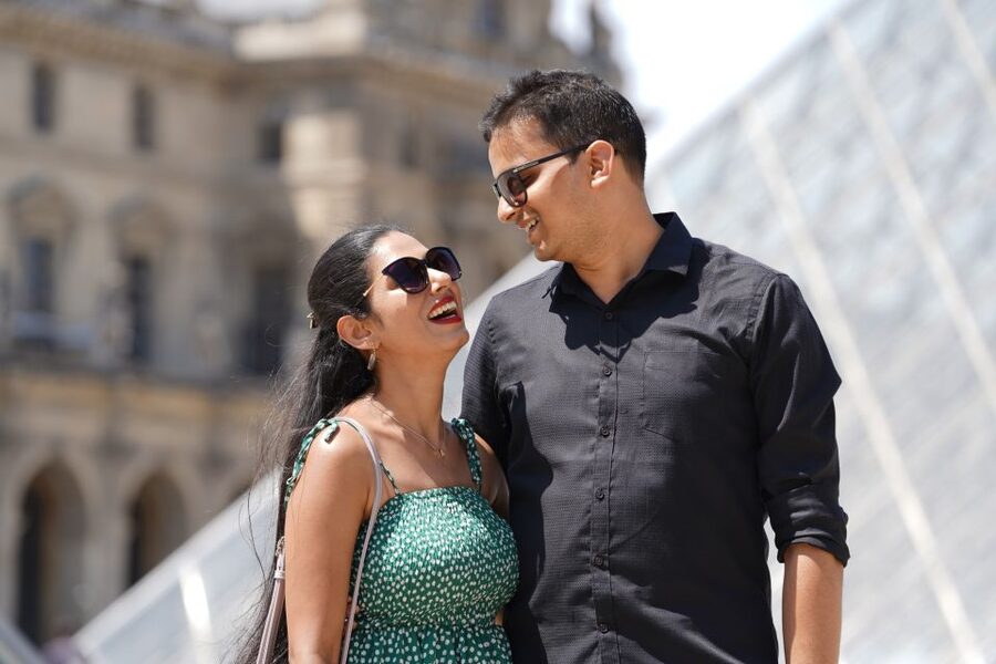 Paris: Private Photoshoot Outside the Louvre Museum - Key points to know before booking