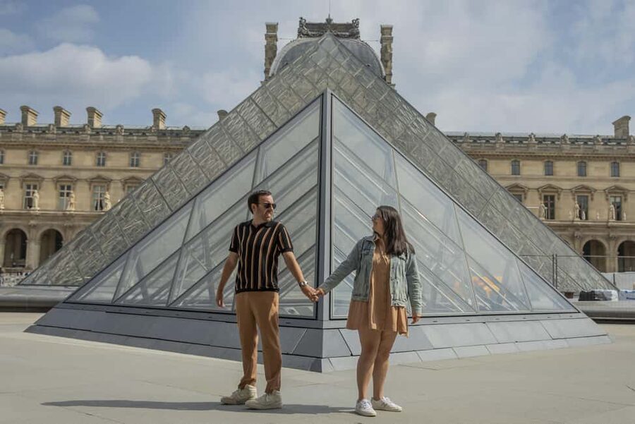 Paris: Private Photoshoot Outside the Louvre Museum - Meeting at the Louis XIV statue