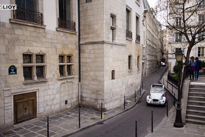 Paris Private Tour: Romantic Tour in a 2CV - What the two-hour route can show you