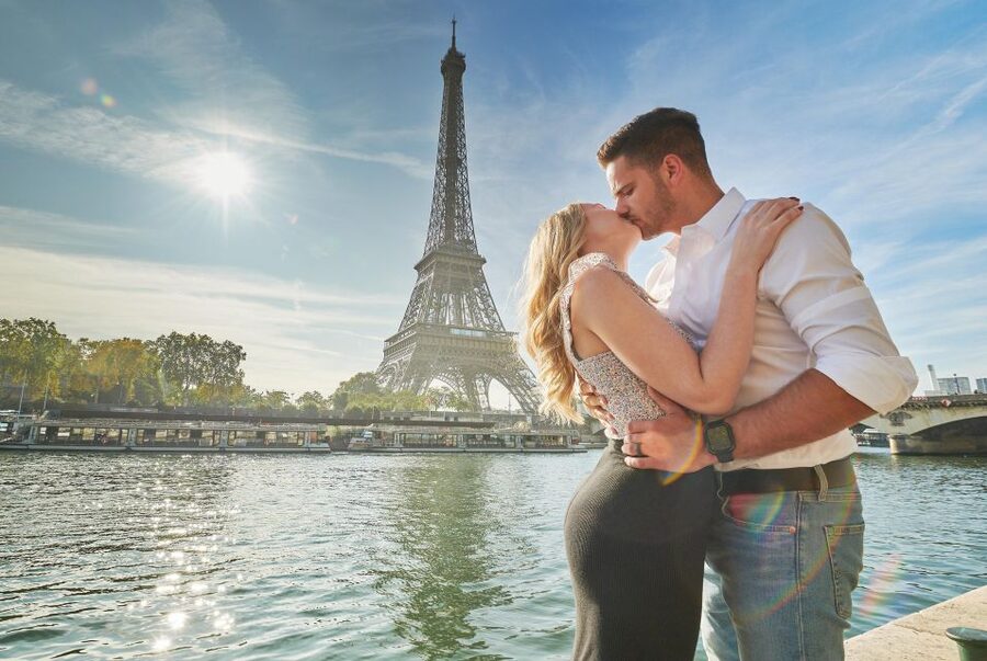 Paris: Private VIP Photoshoot with Experienced Photographer - Good occasions for booking this session