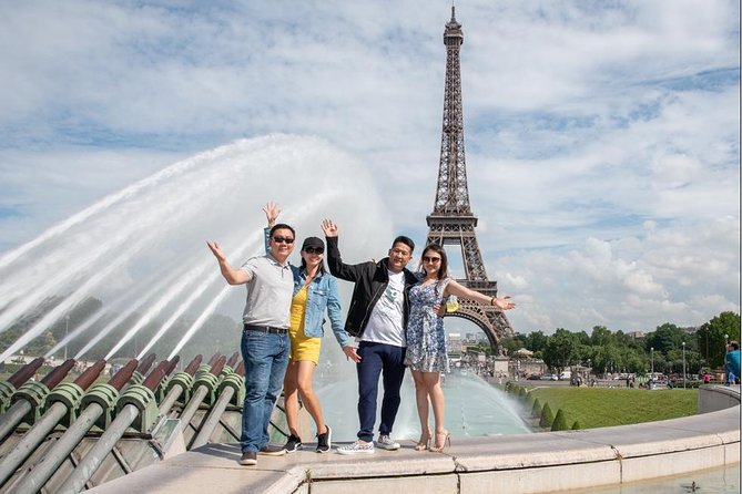 Paris Private Walking Tour with a Personal Photographer - Key points to know before booking