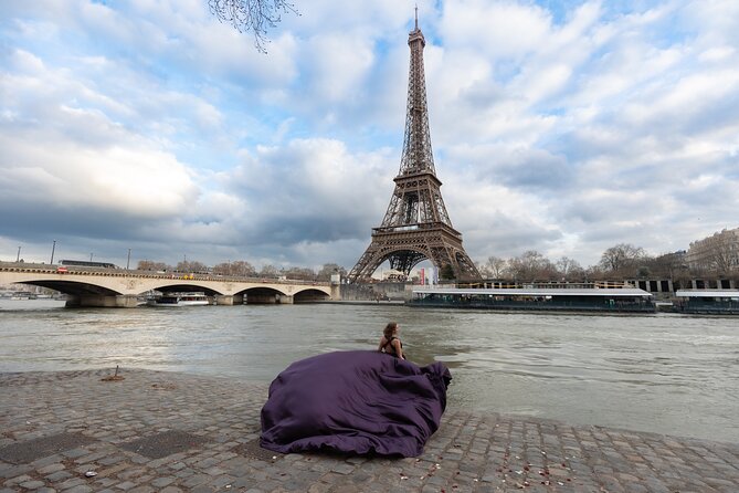 Paris: Professional Flying-Dress Photoshoot @jonadress - Key points to know before booking