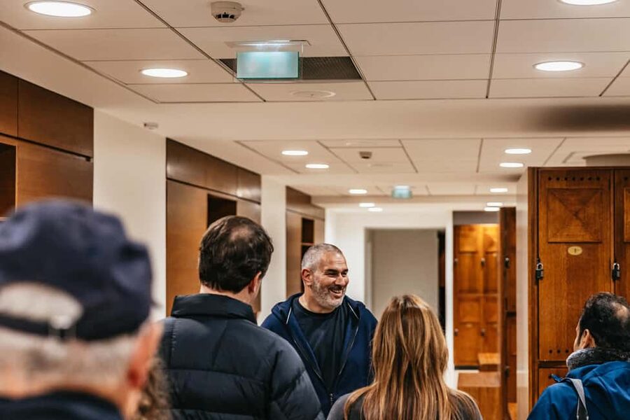 Paris: Roland-Garros Stadium Guided Backstage Tour - Walking the corridor to Philippe Chatrier Court