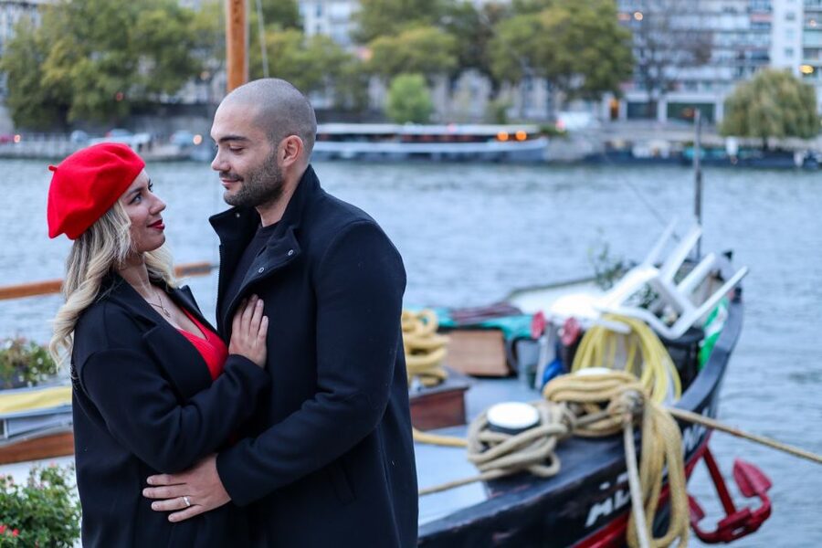 Paris: Romantic Photoshoot for Couples - Proposals, Anniversaries, and Simple Paris Memories