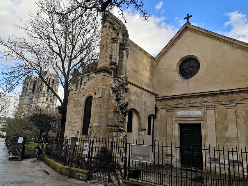 Paris: Romantic Piano Concert at Saint-Julien-le-Pauvre - Why the church changes the experience