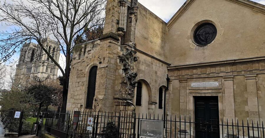 Paris: Romantic Piano Concert at Saint-Julien-le-Pauvre - What the one-hour concert feels like