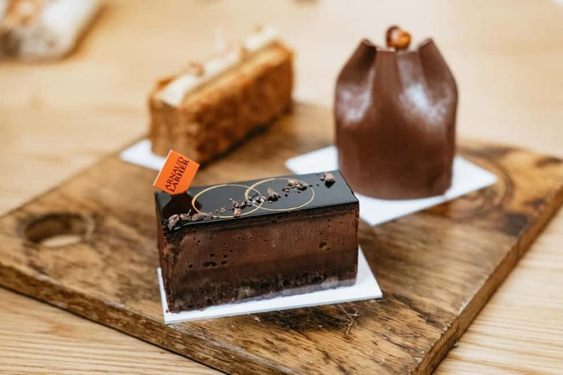 Paris: Saint Germain des Prés Guided Foodie Walking Tour - The savory stop and the former palace chef