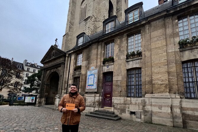 Paris Saint Germain Des Pres Walking Tour with Cruise Option - Key points to know before booking