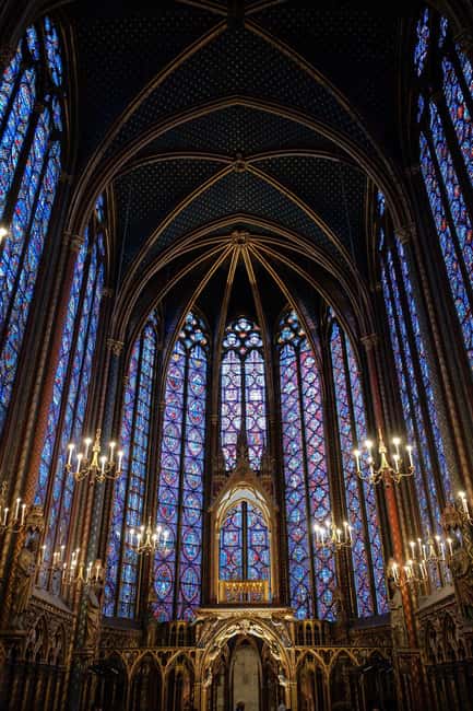 Paris: Sainte-Chapelle, Conciergerie, Notre Dame Guided Tour - The Conciergerie, from royal palace to prison