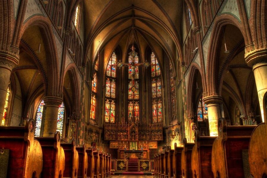 Paris: Sainte-Chapelle, Conciergerie, Notre Dame Guided Tour - Who will get the most from this tour