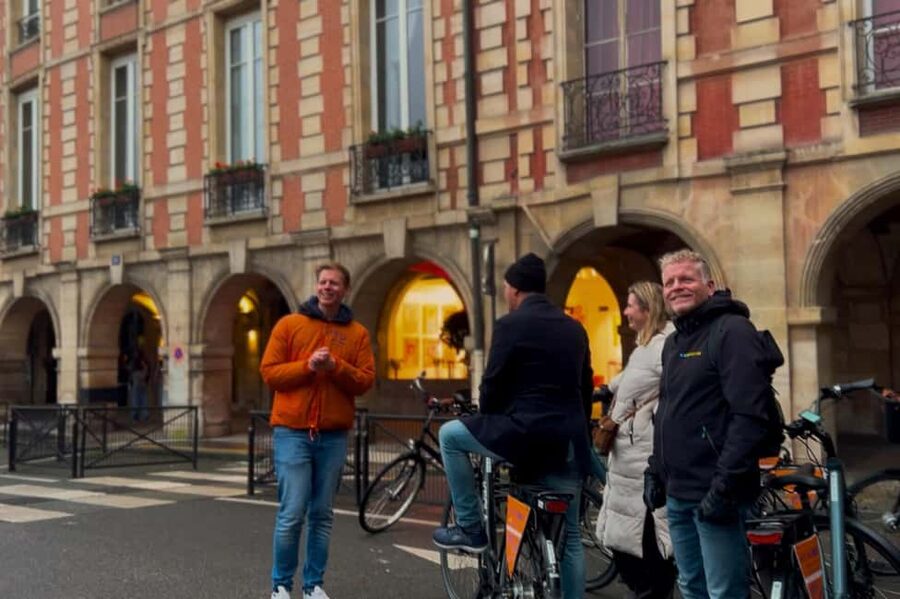 Paris: Secret City Bike Tour Off the Tourist Path - Luxembourg Gardens and the Pantheon: royal space and national memory