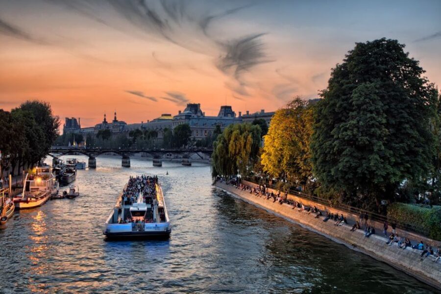 Paris: Seine Cruise with Snack/Optional Eiffel Tower Ticket - Booking details worth checking twice
