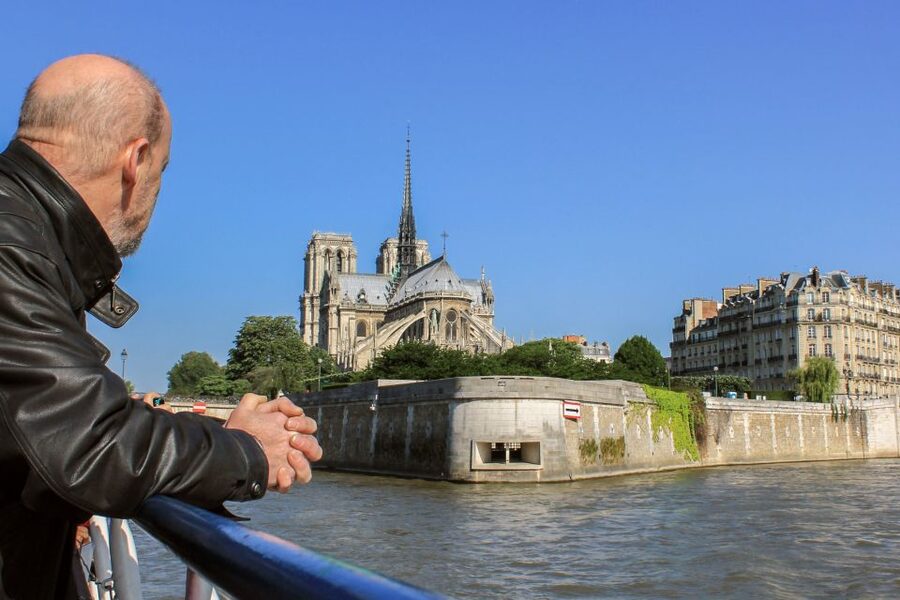 Paris: Seine River and Canal Saint-Martin Cruise - Stories near Temple and the old gibbet