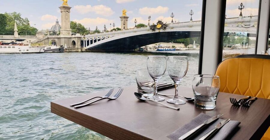 Paris: Seine River Bistronomic Dinner Cruise - Boarding beside the Alexandre III Bridge