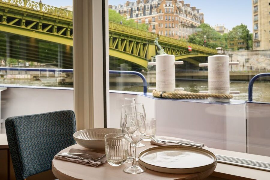 Paris: Seine River Cruise & Brunch - The Eiffel Tower from the Seine