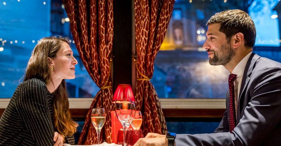 Paris: Seine River Cruise with 3-Course Dinner & Live Music - Boarding near Port de Solférino