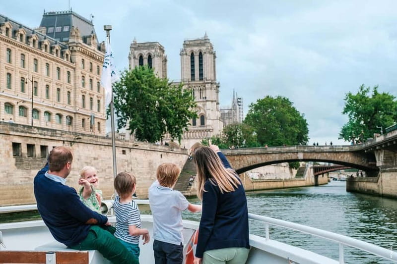 Paris: Seine River Cruise with a Live Guide - Boarding beside the Eiffel Tower at 2 Port de Suffren