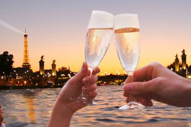 Paris: Seine River Sightseeing Sunset Cruise with Champagne - Louvre, French Institute, and Pont des Arts