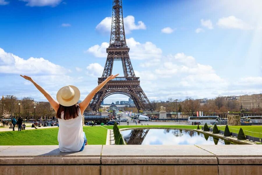 Paris: Skip-the-Line Eiffel Tower and Trocadero Gardens Tour - Key points at a glance