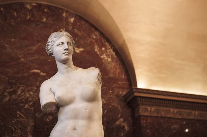 Paris: Skip-the-Line Louvre Highlights Tour with Mona Lisa - Venus de Milo and the Ancient Sculpture Galleries