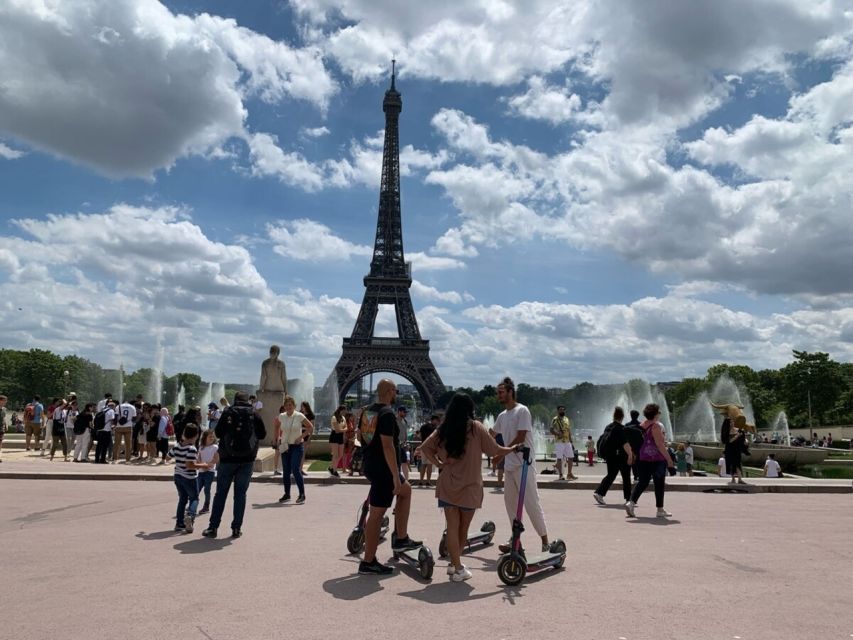 Paris: Small-Group E-Scooter Tour with a Local Guide - Concorde and the Champs-Élysées: Paris in grand scale
