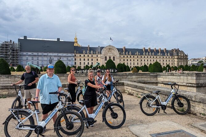Paris: Small Group Highlights E-Bike Guided Tour - Invalides: military history with a grand setting