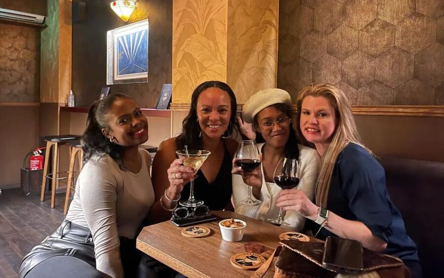Paris: Speakeasy and Hidden Bars Tour - Two hours, with the possibility of a third stop