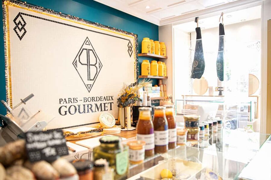 Paris: Tasting of 3 Wine and 3 Cheese - Three French cheeses, chosen to match