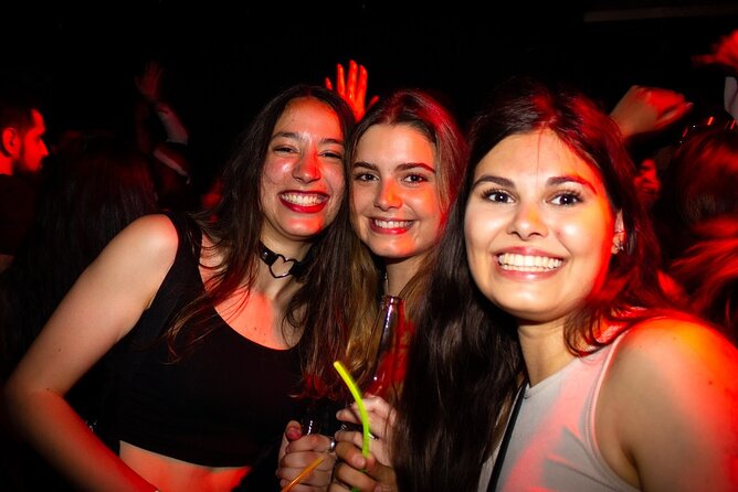 Paris: The Original Pub Crawl + Free Shots + VIP Club Entry - Key things to know before booking