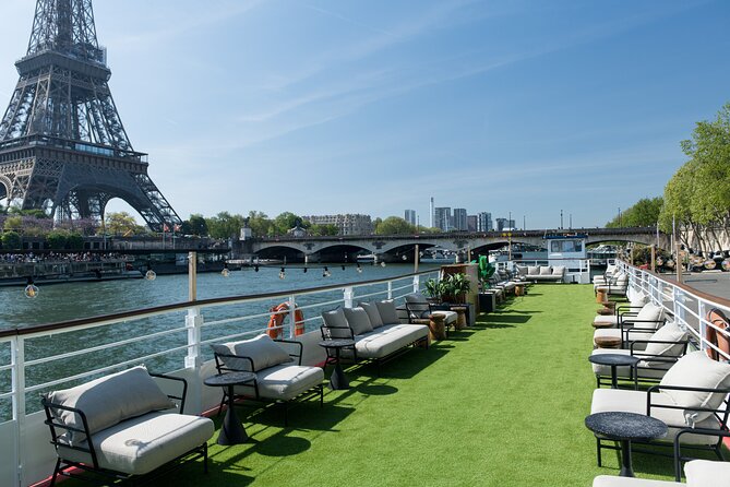 Paris Theo Boat Seine River Italian Trattoria Style Dinner Cruise - Italian food: good choices and a relaxed pace