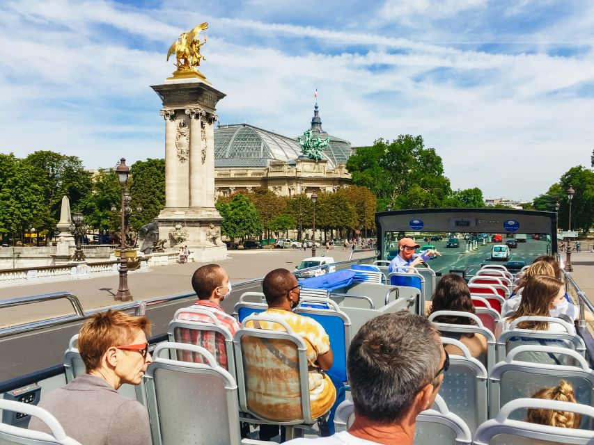 Paris: Tootbus Hop-on Hop-off with optional river cruise - Pont Alexandre III and the Invalides stop