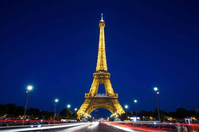 Paris Top Sights Half Day Walking Tour with a Fun Guide - Starting at Anvers and climbing into Montmartre
