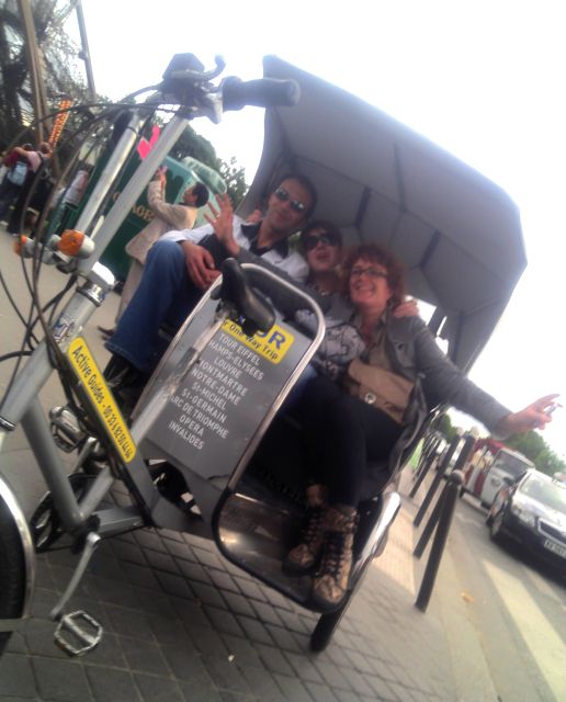 Paris Tuk-Tuk: 2, 4 or 6H First Highlights & Parisian Areas - Montmartre, the Marais, and everyday Paris