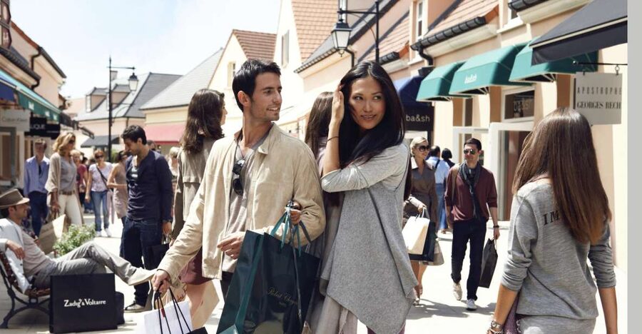 Paris: Vallée Village Outlet Shopping Day - Why make the trip to Vallée Village?