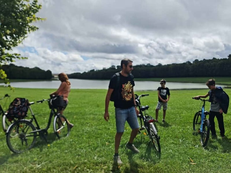 Paris: Versailles Golf Cart & Bike Tour with Palace Entry - Petit Trianon and Marie Antoinette’s Queen’s Hamlet