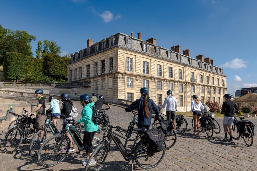 Paris: Versailles Palace and Queen Hamlet E-Bike Tour - The Palace of Versailles: beautiful, crowded, and time-limited