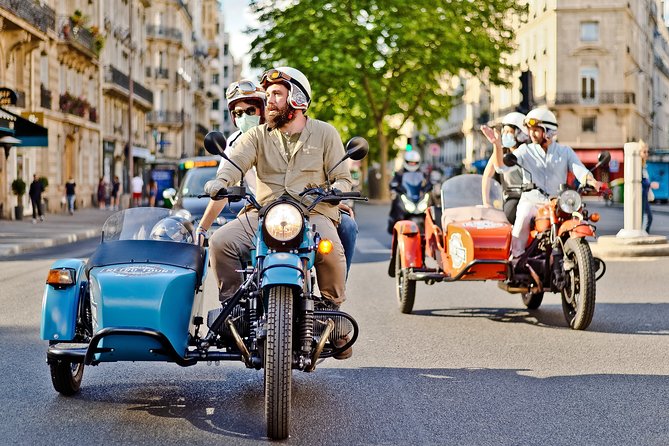 Paris Vintage Sidecar Tour – Emily in Paris highlights - Palais Royal and the black-and-white columns