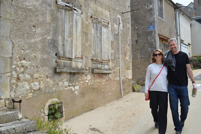 Paris Wine Day Tours exclusive wine tour in the Sancerre area - Sancerre village and vineyards in three hours