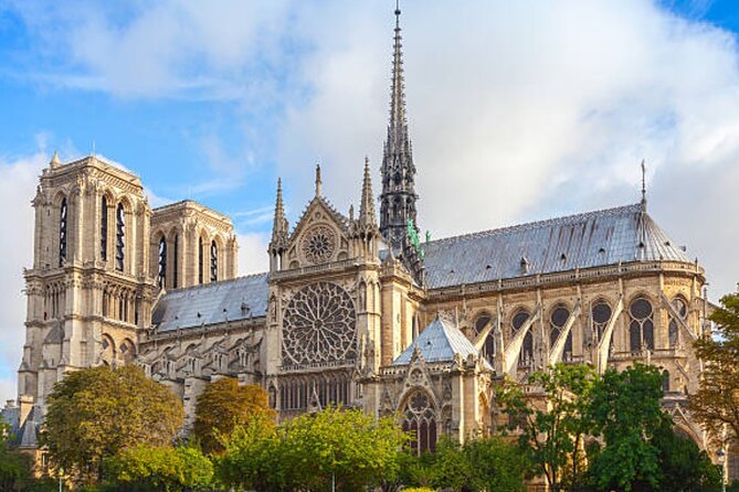Paris with a Tuk Tuk - Private 3-Hour TukTuk Tour - What the guides add to the ride
