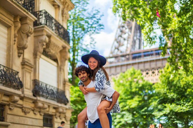 Paris: Your Own Private Photoshoot at the Eiffel Tower - What Happens During the 30 Minutes