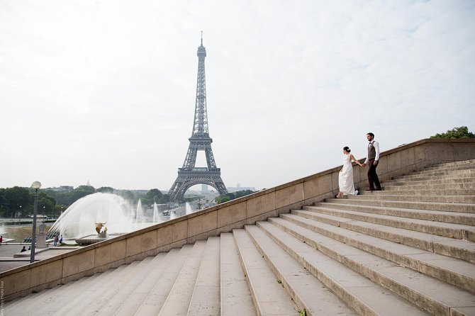 Parisian Life Style Private Photo Shoot at Eiffel Tower - How to prepare for better photographs