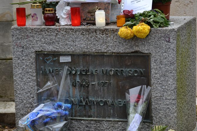 Pere Lachaise Cemetery Walking Tour in Paris - Shortcuts Through a 44-Hectare Cemetery